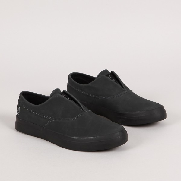 Dylan slip on black store