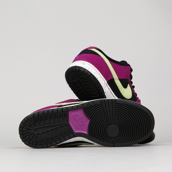 Nike SB Dunk Low Pro Red Plum ACG