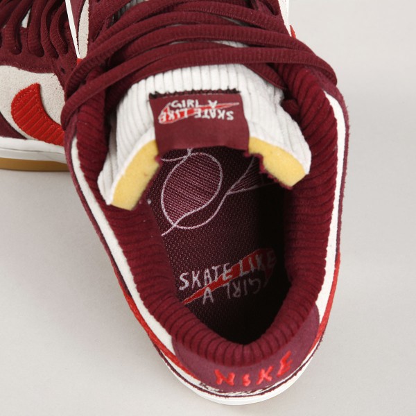 Nike SB x Skate Like A Girl Dunk Low Pro QS