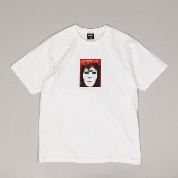 【HOCKEY】 NO MANNERS TEE WHITE Hockey No Manners Tee, white – Tiki Room Skateboards
