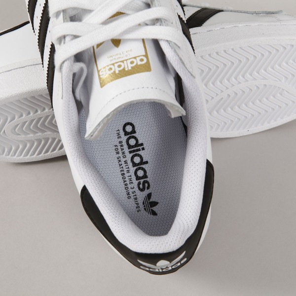 adidas superstar vulc adv black e amp; white skate shoes