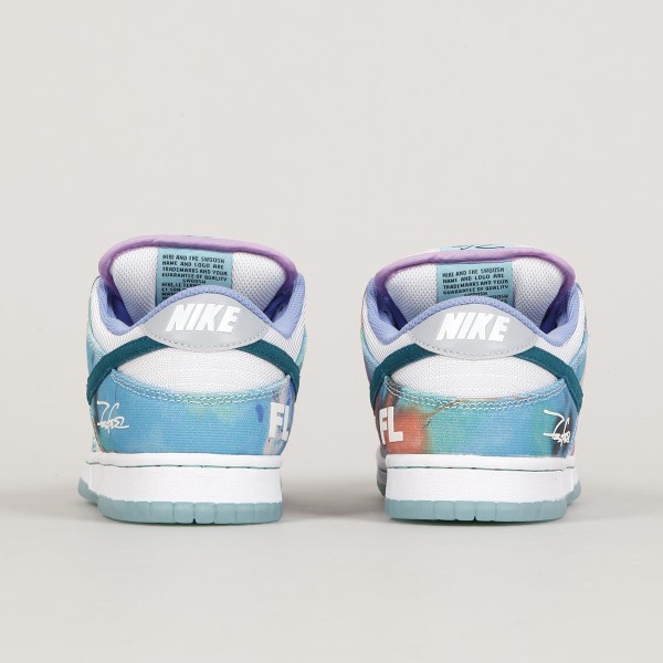Nike SB x Futura Laboratories Dunk Aqua