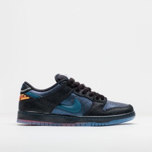 Nike SB x Bluetile Dunk Low Pro Pitch Blue Black
