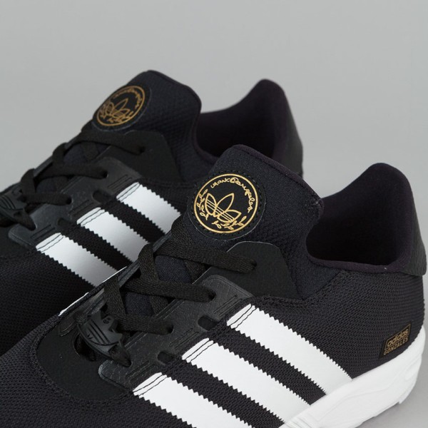 Adidas ZX Gonz Core Black White Skateboarding Nike SB Adidas Vans Online Shop POPNAME.cz