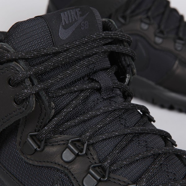 Nike sb boots black shop