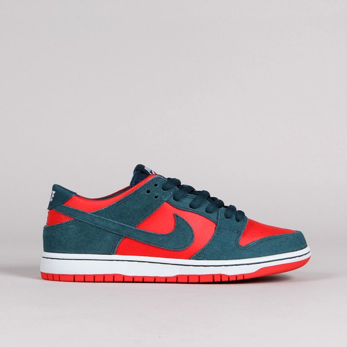 nike dunk low chile red