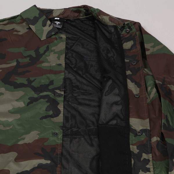 Nike sb coach jacket camo deals