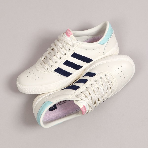 Adidas lucas store premiere helas