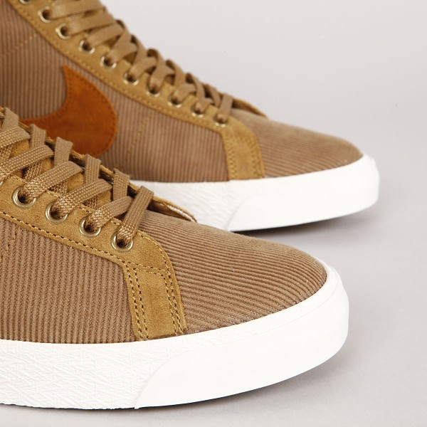 Nike SB x Oski Blazer Mid Orange Label Bronze
