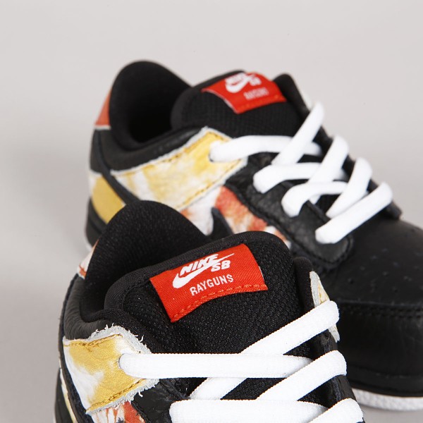 Nike SB Dunk Low Pro Child Raygun Tie-Dye - Skateboarding
