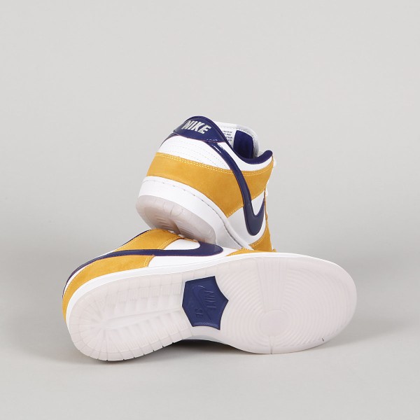 Laser Orange Nike Dunk Low Lakers Nike SB Dunk Low Pro Laser