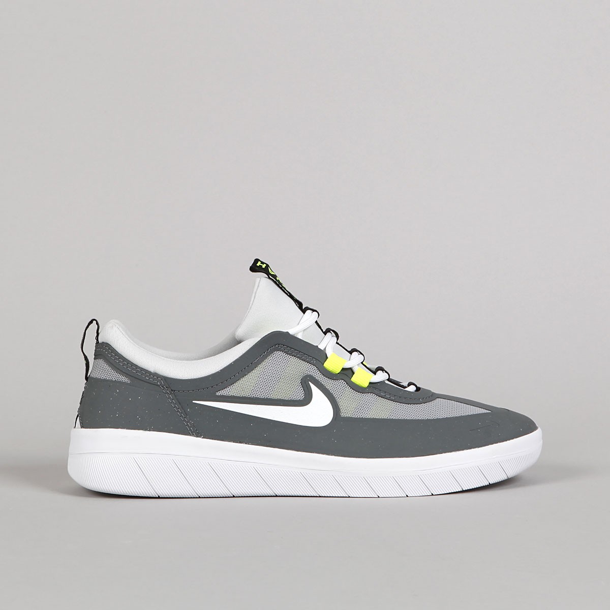 nike sb smoke