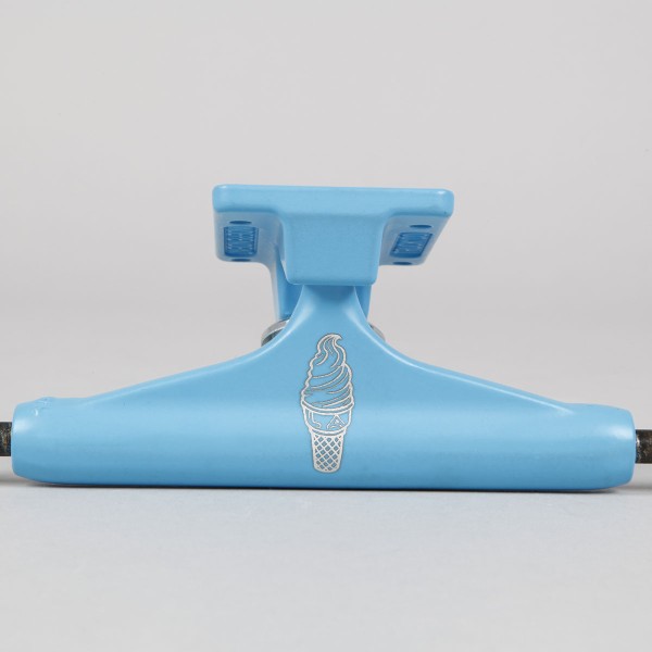 Independent Lizzie Armanto Hollow Truck 144 - Skateboarding