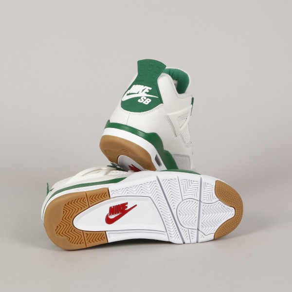 Nike SB x Air Jordan 4 Retro Sail White Pine Green