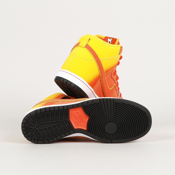 Orange Nike Dunk Sb High Supreme Nike SB Dunk High Pro Candy Corn