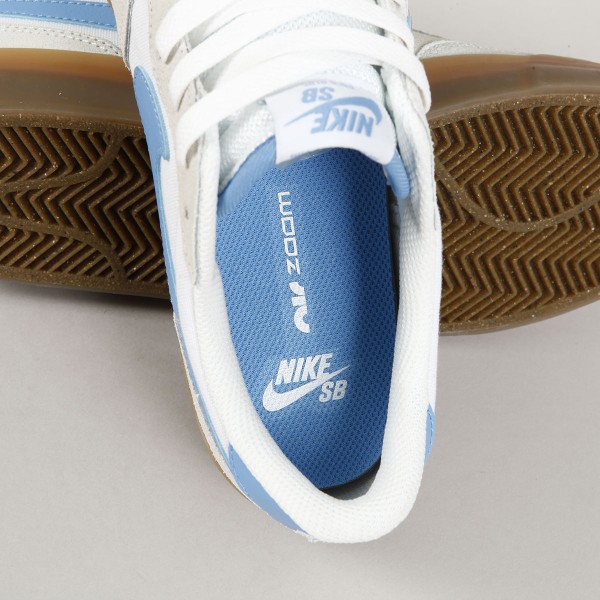 Nike SB Pogo Plus Summit White Blue Gum - Skateboarding