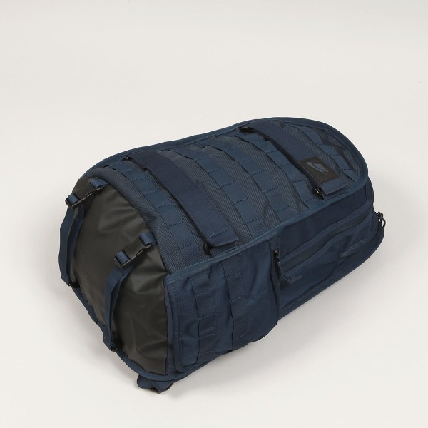 Nike sb shuttle bag deals