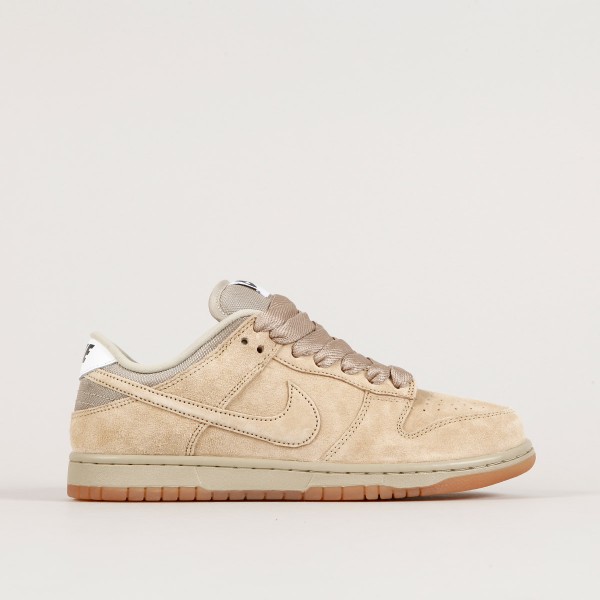 Nike SB Dunk Low Pro B Parachute Beige - Skateboarding, Nike Nike SB Dunk Low Pro B Parachute Beige - Skateboarding, Nike