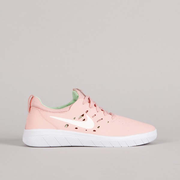 Sushi Edition Nike Nyjah Free Sushi Nike SB Nyjah Free Sushi Coral