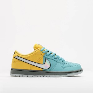 Nike SB Dunk Low Pro "Fast Pass" Light