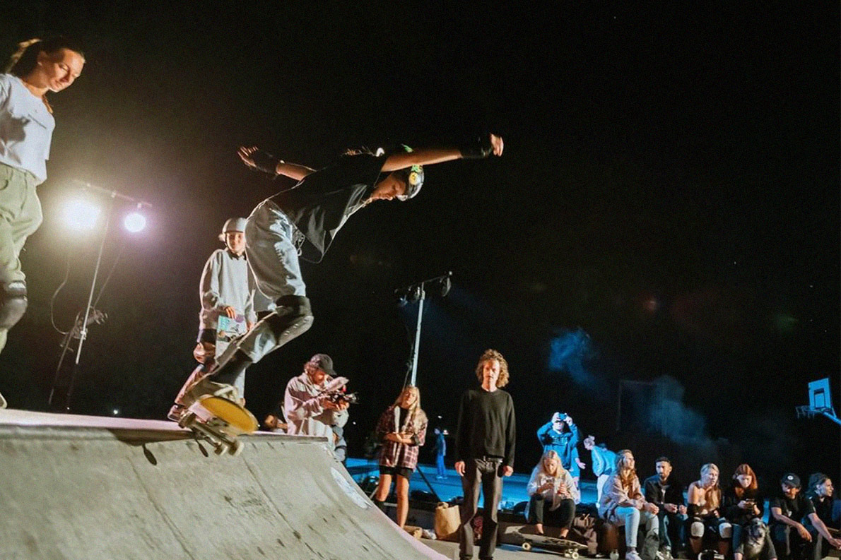 Girls-spin-sk8-wheels-skateboarding-blog-popname--2022-09-12-v 11-30-45