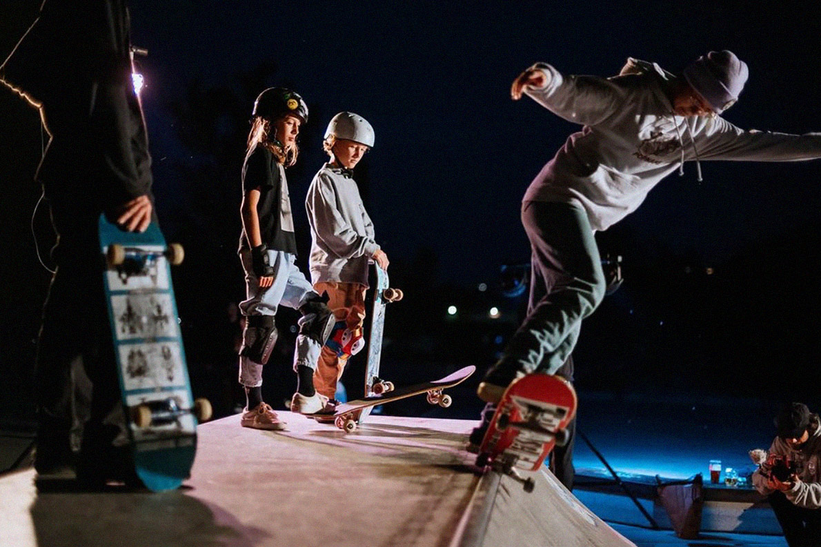 Girls-spin-sk8-wheels-skateboarding-blog-popname--2022-09-12-v 11-31-33
