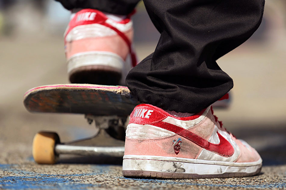 strangelove-nike-sb-dunk-low-pro-strangelove-skateboards-popname-banner-1