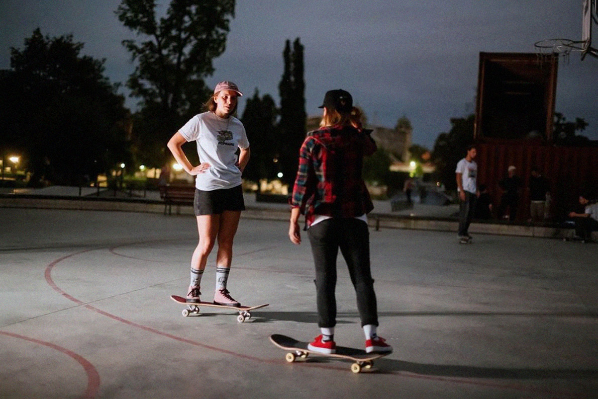 Girls-spin-sk8-wheels-skateboarding-blog-popname--2022-09-12-v 11-10-46